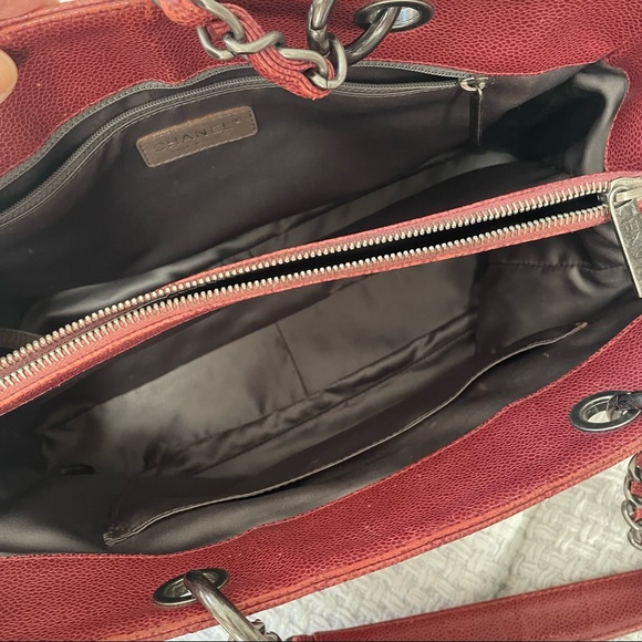 CHANEL Caviar Leather Red Grand Shopping Tote (GST) Bag - Picture 8 of 14